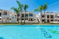 Mieszkanie 3 pokoi 70 m² Torrevieja, Hiszpania