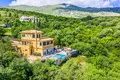 Villa de tres dormitorios 240 m² Dassia, Grecia