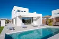 Villa de tres dormitorios 157 m² Los Montesinos, Španjolska