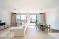 Mieszkanie 3 pokoi 153 m² Chloraka, Cypr