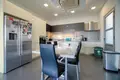5-Schlafzimmer-Villa 400 m² Demos Agiou Athanasiou, Zypern