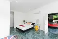 Villa 9 Schlafzimmer 1 800 m² Chalong, Thailand
