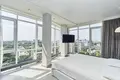 Mieszkanie 2 pokoi 104 m² Odessa, Ukraina
