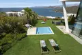 4 bedroom house 255 m² Bogazici, Turkey