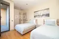 5 bedroom villa 280 m² Muratpasa, Turkey