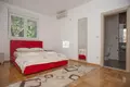 Villa de 4 dormitorios 300 m² Katun Rezevici, Montenegro