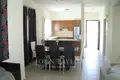 Mieszkanie 3 pokoi 160 m² Kouklia, Cypr
