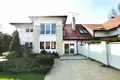 Дом 5 комнат 180 м² Варшава, Польша