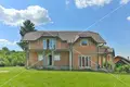 Дом 4 комнаты 225 м² Opcina Lasinja, Хорватия