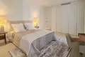 Villa de tres dormitorios 130 m² Francia, Francia