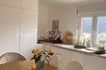 Квартира 3 спальни 107 м² Дженовичи, Черногория