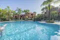 Mieszkanie 3 pokoi 261 m² Marbella, Hiszpania