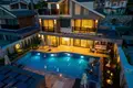Dom 3 pokoi 254 m² Ölüdeniz, Turcja