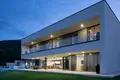 Villa de 4 dormitorios 300 m² Rabac, Croacia