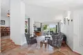 Haus 4 Schlafzimmer 250 m² Dos Hermanas, Spanien