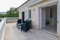 Villa de tres dormitorios 140 m² en Francia, Francia