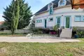 House 3 bathrooms 390 m² in Central Hungary, All countries