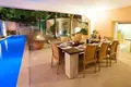 Вилла 4 спальни 600 м² Елса, Хорватия