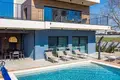 Villa de 4 dormitorios 244 m² Pola, Croacia