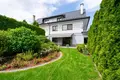 Commercial property 268 m² in Marki, Poland