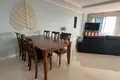 Piso independiente 2 habitaciones 142 m² Na Kluea, Tailandia