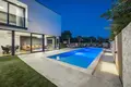4 bedroom house 220 m² Opcina Medulin, Croatia