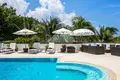 6 bedroom villa 2 218 m² Kamala, Thailand