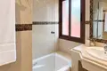 2 bedroom apartment 143 m² San Pedro Alcantara, Spain