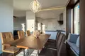 Villa mit 2 Schlafzimmern 185 m² Tivat, Montenegro