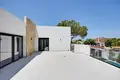 5 bedroom house 250 m² Torrevieja, Spain