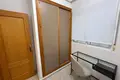 Mieszkanie 2 pokoi 75 m² Torrevieja, Hiszpania