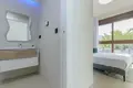 Mieszkanie 3 pokoi 70 m² Torrevieja, Hiszpania