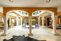 Haus 4 Schlafzimmer 761 m² Marbella, Spanien