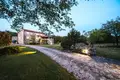 Haus 4 Schlafzimmer 300 m² Opcina Groznjan, Kroatien