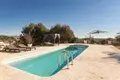 6 bedroom villa 325 m² Casinos, Spain