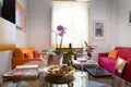 Revenue house 1 065 m² in Florence, Italy
