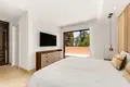 Townhouse 4 bedrooms 255 m² Estepona, Spain