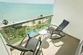 1 bedroom condo  in Na Kluea, Thailand