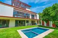 4 bedroom house  Veintisiete de Abril, Costa Rica