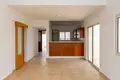 Mieszkanie 2 pokoi 107 m² Chloraka, Cypr