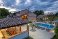 Willa 6 pokojów 450 m² Umag, Chorwacja
