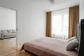 Mieszkanie 3 pokoi 82 m² Ryga, Łotwa