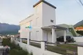 2 bedroom Villa 300 m² Burtaisi, Montenegro