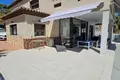 Haus 5 Schlafzimmer 253 m² Dos Hermanas, Spanien