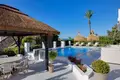 5 bedroom house 580 m² San Pedro Alcantara, Spain