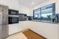 Mieszkanie 2 pokoi 85 m² Casares, Hiszpania