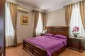 villa de 5 dormitorios 277 m² Sangkat Khmuonh, Camboya