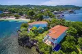 Haus 4 Schlafzimmer 279 m² West End, Honduras