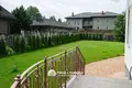 Haus 8 zimmer 535 m² Tarasava, Belarus