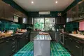villa de 5 chambres 1 400 m² Karon, Thaïlande